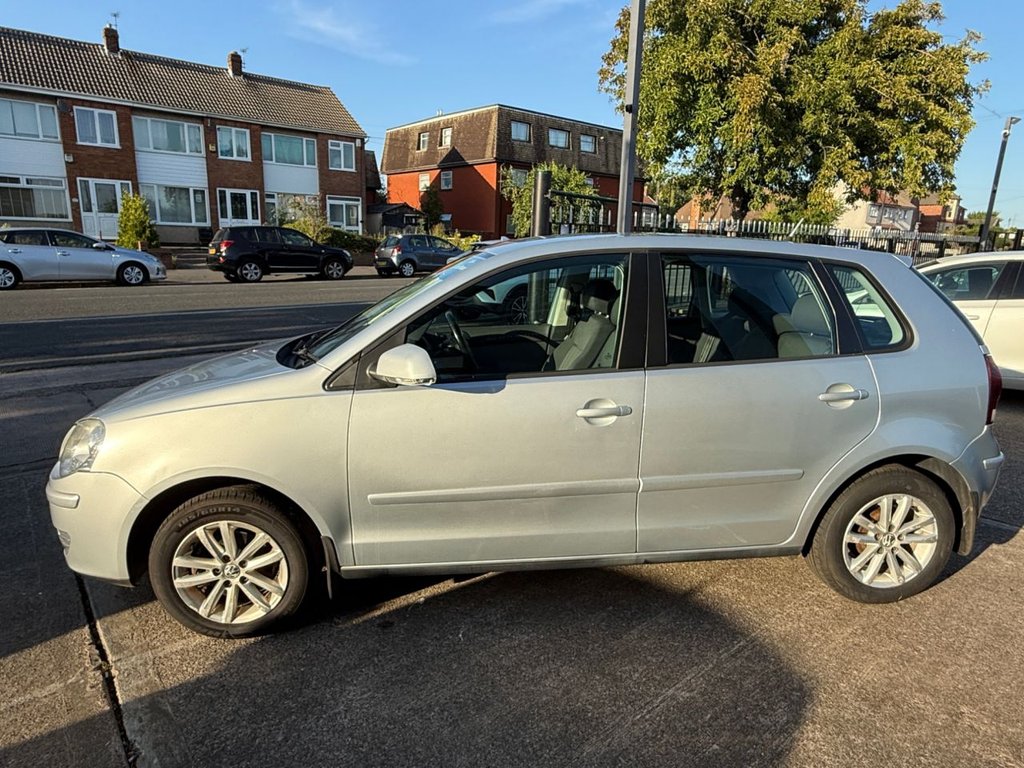 USED 2007 07 VOLKSWAGEN POLO 1.4 S Hatchback 5dr Petrol Automatic (185 g/km, 74 bhp) AUTO+PARKING SENSORS+AIR CON