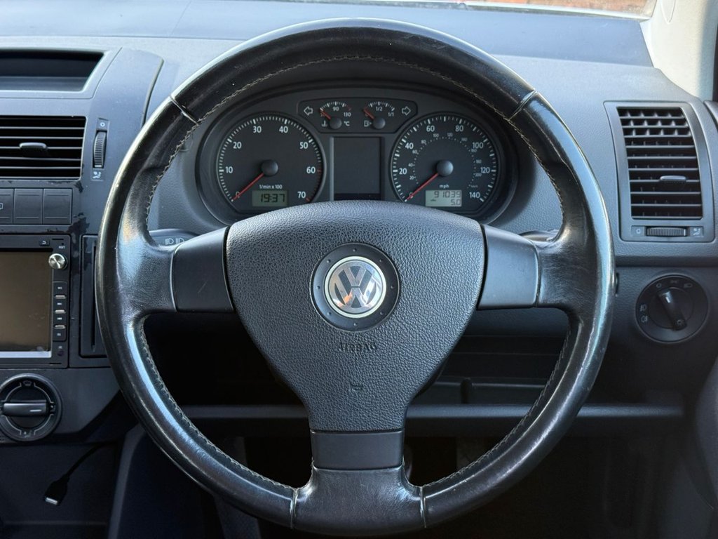 USED 2007 07 VOLKSWAGEN POLO 1.4 S Hatchback 5dr Petrol Automatic (185 g/km, 74 bhp) AUTO+PARKING SENSORS+AIR CON