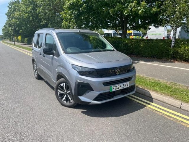 View our PEUGEOT e-Rifter
