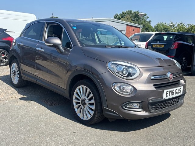 View our Fiat 500x range