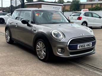 2016 MINI HATCH