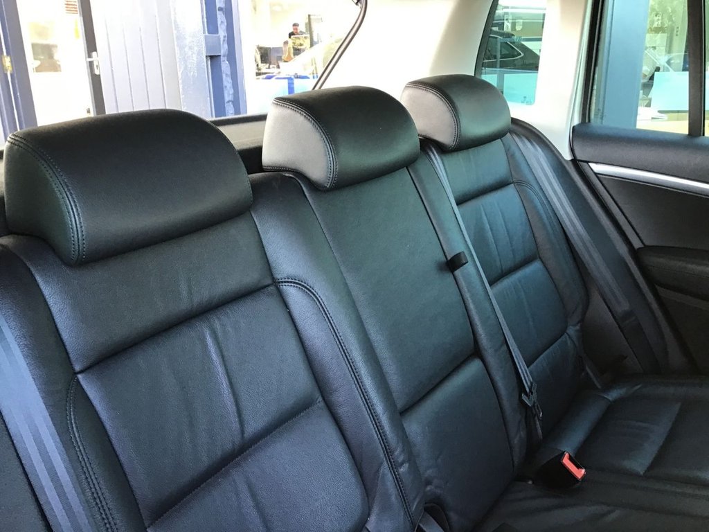 USED 2014 14 VOLKSWAGEN TIGUAN 2.0 TDI BlueMotion Tech Match SUV 5dr Diesel DSG 4WD Euro 5 (s/s) (140 ps) 