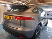 USED 2019 69 JAGUAR F-PACE 2.0 D180 Chequered Flag SUV 5dr Diesel Auto AWD Euro 6 (s/s) (180 ps)+2 KEYS+1 FORMER KEEPER+FSH+NAV+HEATED LEATHER SEATS+PANO SUNROOF+CLIMATE+AIRCON+PARK CONTROL+MEDIA+APPS+DAB+20