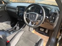 USED 2019 19 VOLVO XC40 2.0 D4 R-Design SUV 5dr Diesel Auto AWD Euro 6 (s/s) (190 ps) 