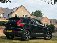 USED 2019 19 VOLVO XC40 2.0 D4 R-Design SUV 5dr Diesel Auto AWD Euro 6 (s/s) (190 ps) 