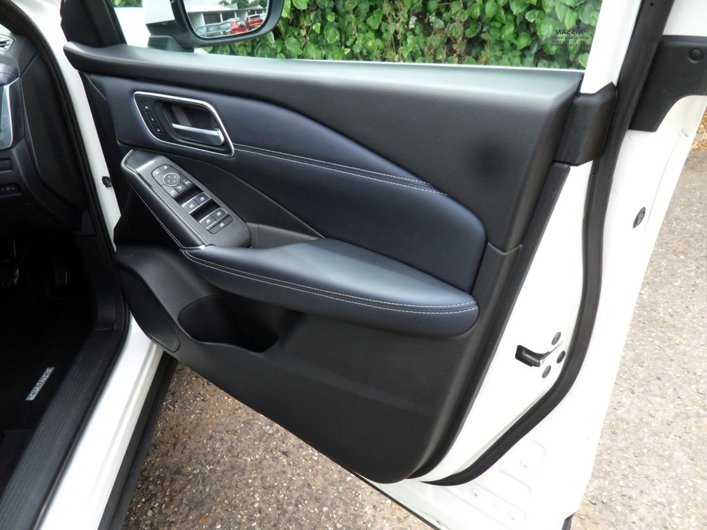 USED 2021 71 NISSAN QASHQAI 1.3 DIG-T MHEV Tekna+ SUV 5dr Petrol Hybrid XTRON Euro 6 (s/s) (158 ps) Service Mot And 12 Months Warranty