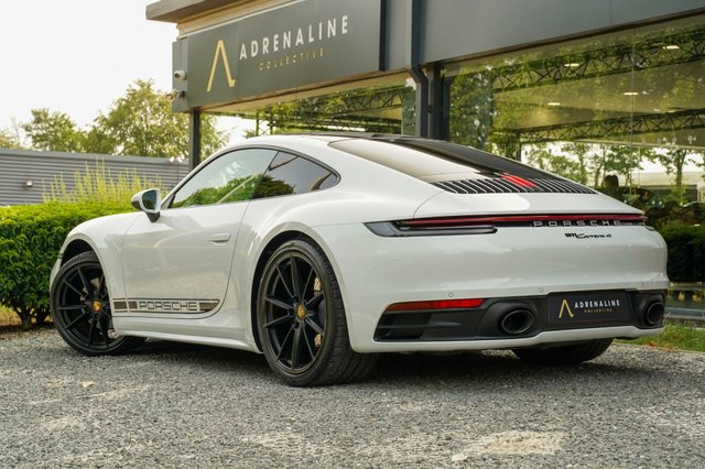 View our PORSCHE 911
