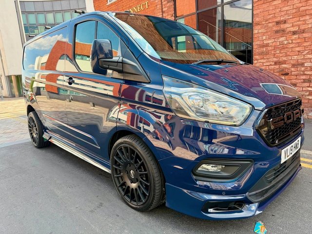 View our FORD TRANSIT CUSTOM