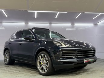 2018 PORSCHE CAYENNE