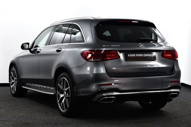 USED 2020 70 MERCEDES-BENZ GLC 2.0 GLC300d AMG Line (Premium Plus) SUV 5dr Diesel G-Tronic+ 4MATIC Euro 6 (s/s) (245 ps) FSH | PanRoof/Burmester/360Cam