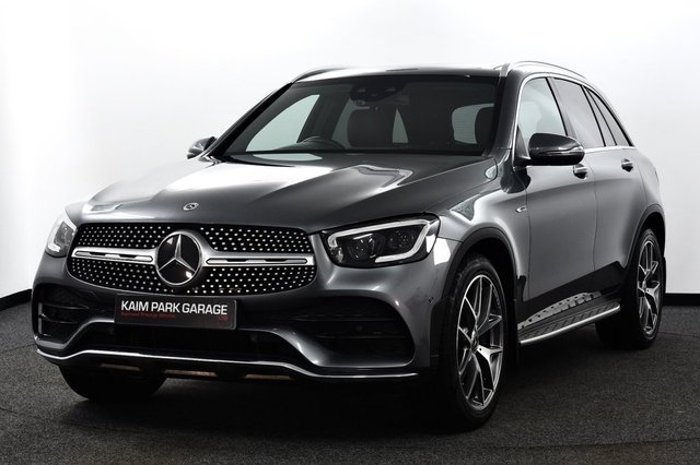 USED 2020 70 MERCEDES-BENZ GLC 2.0 GLC300d AMG Line (Premium Plus) SUV 5dr Diesel G-Tronic+ 4MATIC Euro 6 (s/s) (245 ps) FSH | PanRoof/Burmester/360Cam