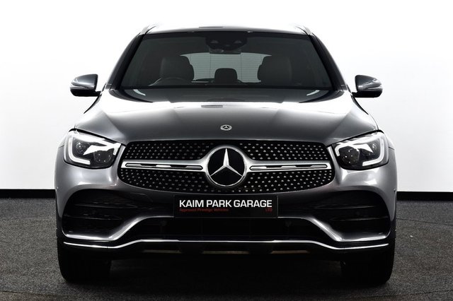USED 2020 70 MERCEDES-BENZ GLC 2.0 GLC300d AMG Line (Premium Plus) SUV 5dr Diesel G-Tronic+ 4MATIC Euro 6 (s/s) (245 ps) FSH | PanRoof/Burmester/360Cam