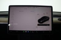 USED 2022 22 TESLA Model 3 Standard Range Plus Auto RWD 4dr Pan Sunroof, Rev Camera,