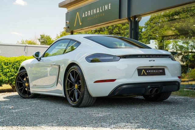 View our PORSCHE 718 CAYMAN