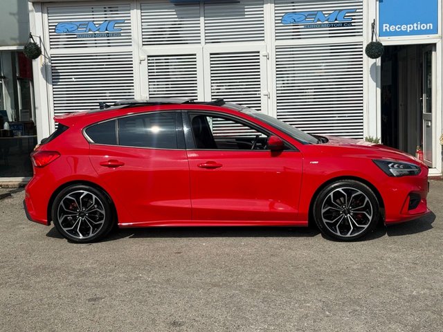 View our FORD FOCUS