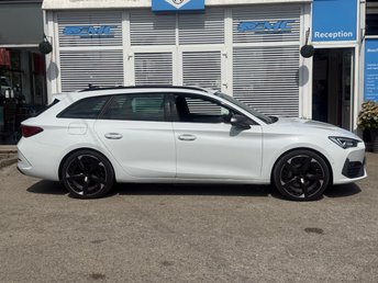 View our CUPRA LEON