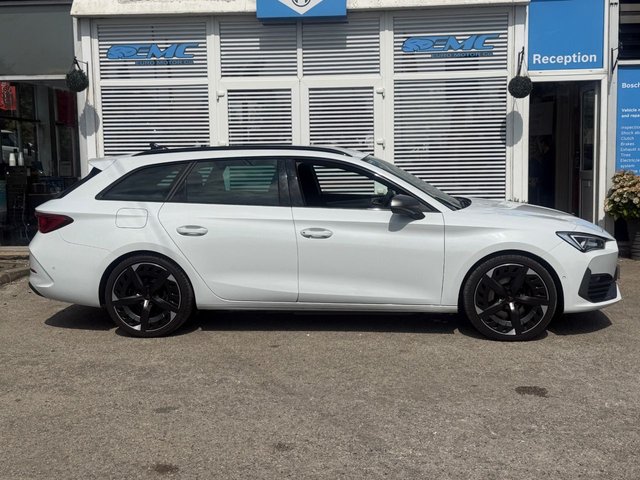 View our CUPRA LEON