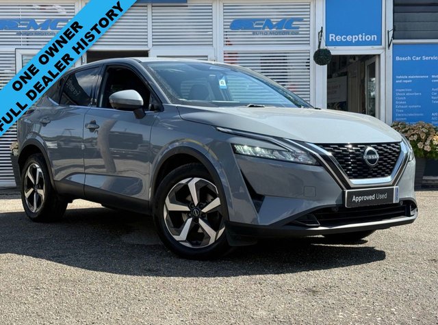 View our NISSAN QASHQAI
