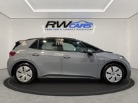 USED 2022 22 VOLKSWAGEN ID.3 Pro 58kWh Life Hatchback 5dr Electric Auto (145 ps) 