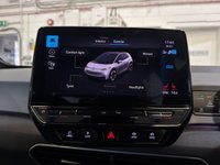 USED 2022 22 VOLKSWAGEN ID.3 Pro 58kWh Life Hatchback 5dr Electric Auto (145 ps) 