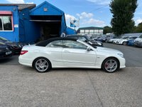 USED 2011 11 MERCEDES-BENZ E CLASS 3.0 E350 CDI V6 BlueEfficiency Sport Cabriolet 2dr Diesel G-Tronic Euro 5 (231 ps) FULL MAIN DEALER HISTORY. FLAMENCO RED LEATHER. AIR SCARF. REVERSE CAMERA.