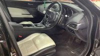 USED 2018 68 JAGUAR XE 2.0d R-Sport Saloon 4dr Diesel Auto AWD Euro 6 (s/s) (240 ps) 