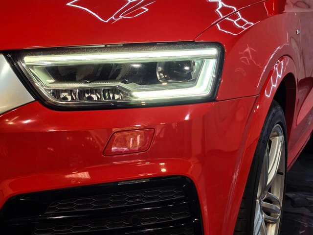 View our AUDI Q3