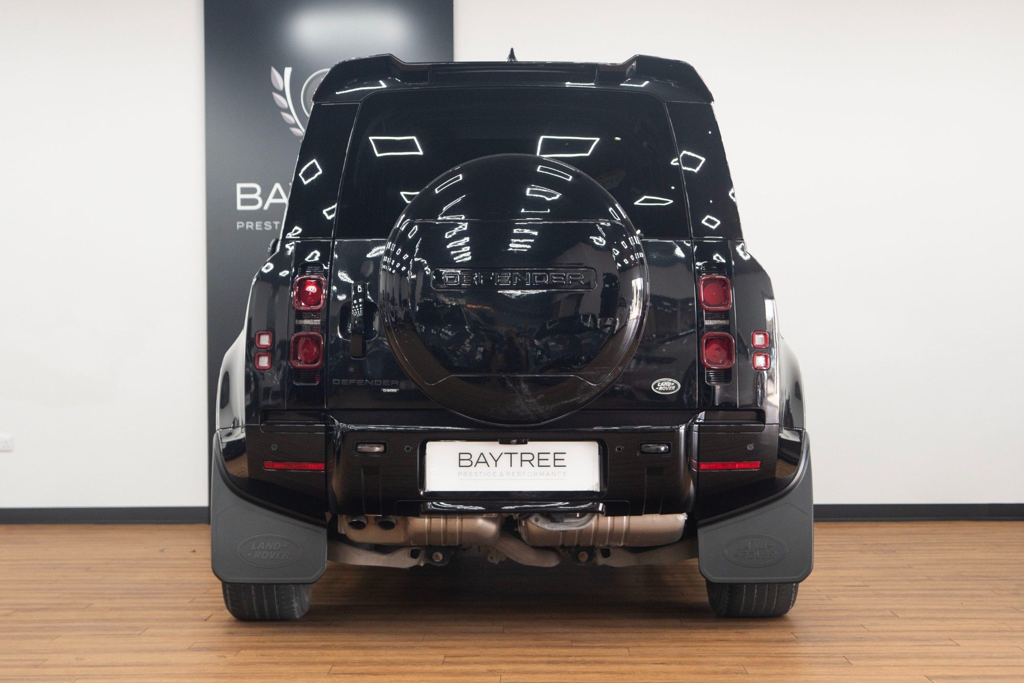 USED 2022 22 LAND ROVER DEFENDER 110 3.0 D300 MHEV X-Dynamic HSE 
