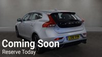 USED 2018 18 VOLVO V40 1.5 T2 R-Design Hatchback 5dr Petrol Auto Euro 6 (s/s) (122 ps) 