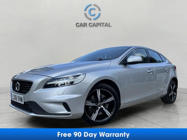 2018 Volvo V40