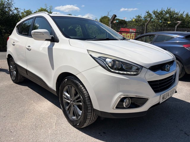 View our Hyundai Ix35 1.7 CRDi SE SUV 5dr Diesel Manual Euro 5 **12 SERVICE STAMPS, LAST OWNER 4 1/2 YEARS, GREY 17" ALLOYS, BT USB AUX ETC