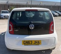 USED 2013 63 VOLKSWAGEN UP! 1.0 High up! Hatchback 3dr Petrol Manual Euro 5 (75 ps) STUNNING CAR BOTH INSIDE AND OUT, LONG MOT AND EXCELLENT HISTORY - 10 STAMPS IN THE SERVICE BOOK, HPI CLEAR, 2 X KEYS, 1 PREVIOUS OWNER! ALLOYS, AIR CON, BLUETOOTH, FRONT FOG LIGHTS!