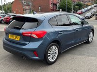 USED 2020 20 FORD FOCUS 1.0T EcoBoost Titanium Hatchback 5dr Petrol Manual Euro 6 (s/s) (125 ps) 1 OWNER -- FULL SERVICE HISTORY -- SAT NAV -- CARPLAY -- CRUISE