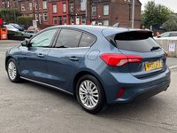 USED 2020 20 FORD FOCUS 1.0T EcoBoost Titanium Hatchback 5dr Petrol Manual Euro 6 (s/s) (125 ps) 1 OWNER -- FULL SERVICE HISTORY -- SAT NAV -- CARPLAY -- CRUISE