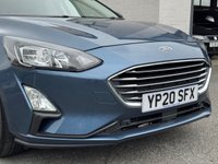 USED 2020 20 FORD FOCUS 1.0T EcoBoost Titanium Hatchback 5dr Petrol Manual Euro 6 (s/s) (125 ps) 1 OWNER -- FULL SERVICE HISTORY -- SAT NAV -- CARPLAY -- CRUISE