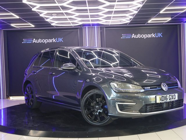 View our VOLKSWAGEN GOLF