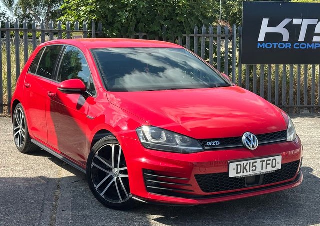 View our VOLKSWAGEN GOLF