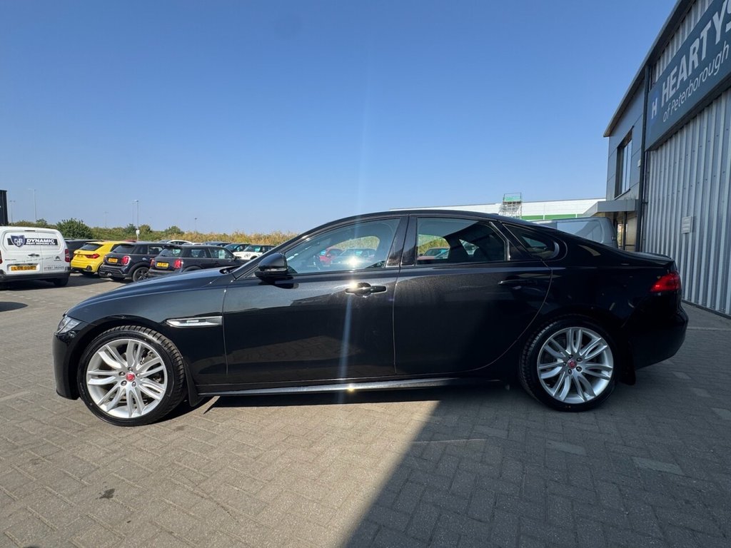 2018 Jaguar XF thumbnail 13