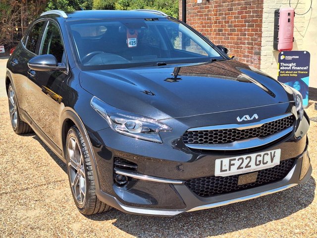 View our KIA XCEED