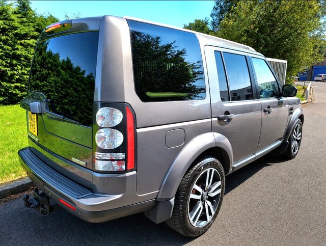View our LAND ROVER DISCOVERY 4