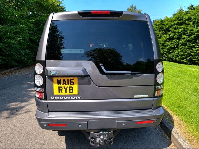 View our LAND ROVER DISCOVERY 4
