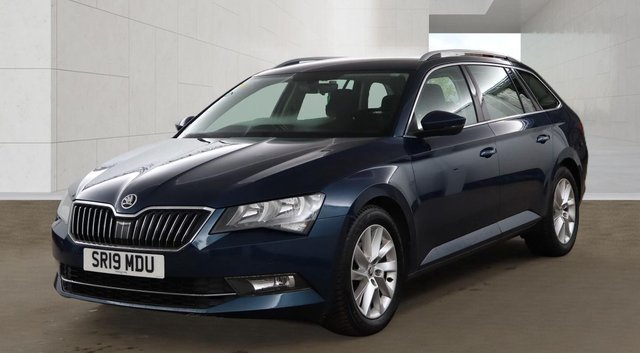 View our SKODA SUPERB