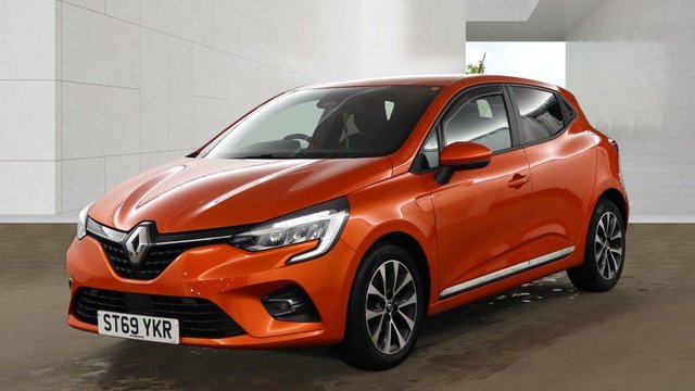 View our Renault Clio 1.0 TCe Iconic Hatchback 5dr Petrol Manual Euro 6 (s/s) (100 ps)