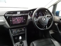 USED 2020 20 VOLKSWAGEN TOURAN 1.5 TSI EVO SE Family MPV 5dr Petrol DSG Euro 6 (s/s) (150 ps) HTD LEATHER-SAT NAV-PAN ROOF
