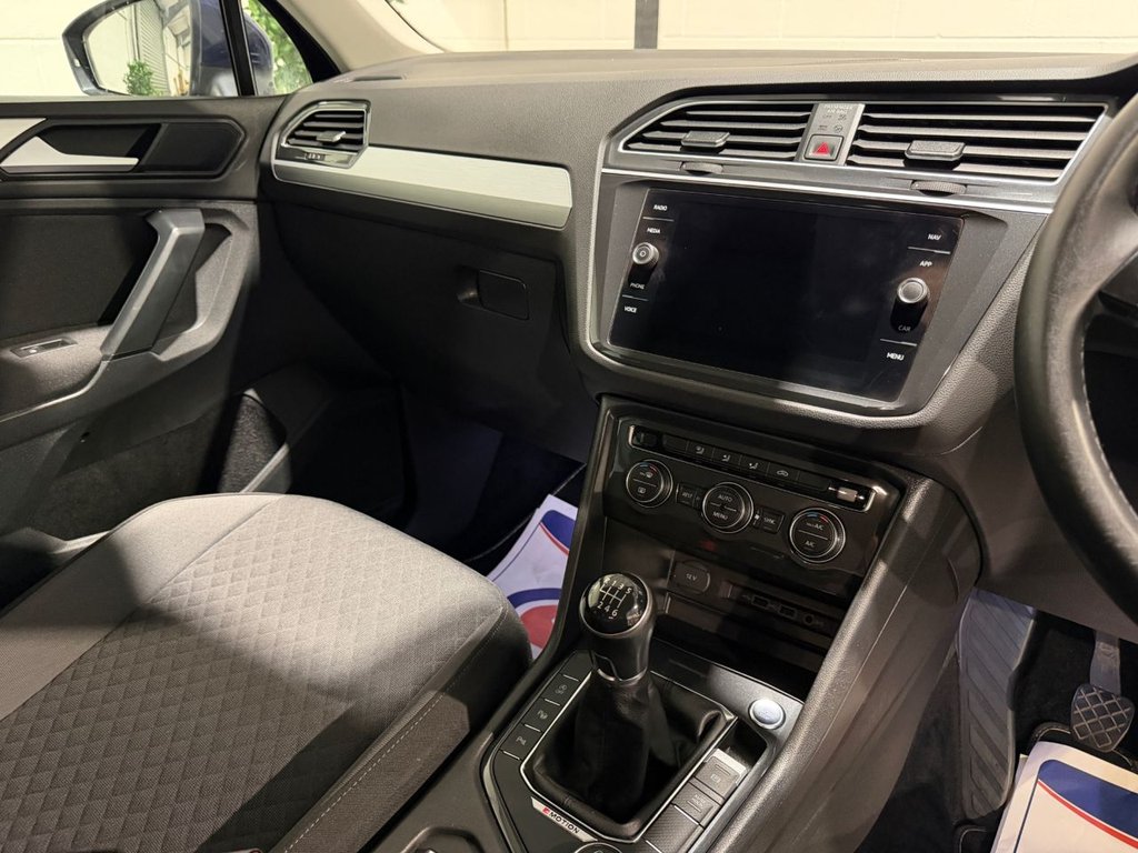 USED 2019 19 VOLKSWAGEN TIGUAN 2.0 TDI Match SUV 5dr Diesel Manual 4Motion Euro 6 (s/s) (150 ps) 