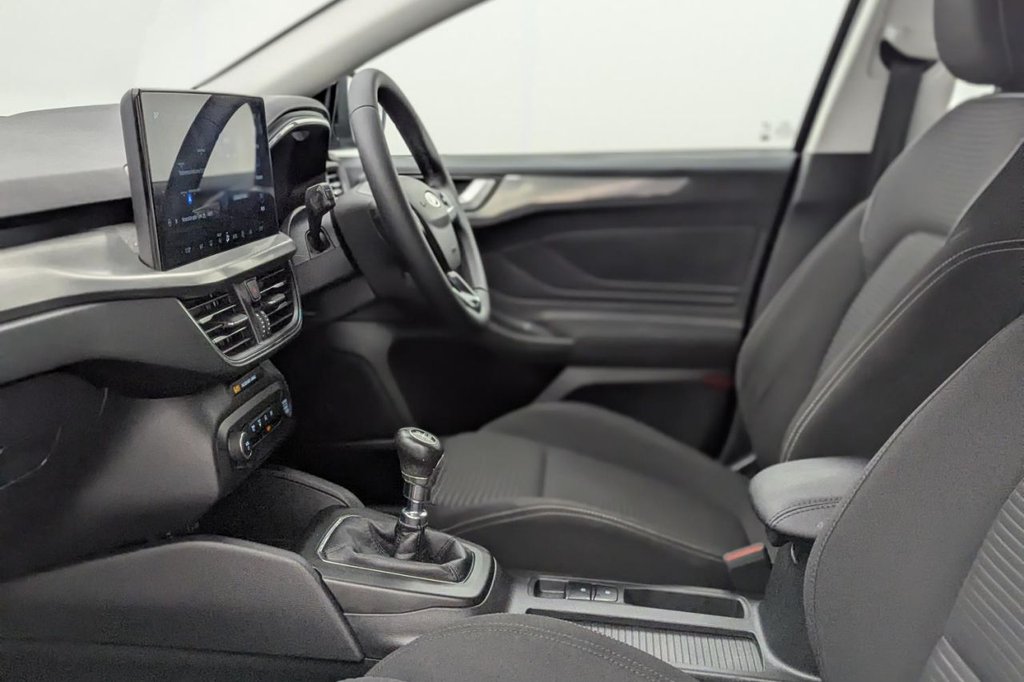 USED 2023 23 FORD FOCUS 1.0T EcoBoost MHEV Titanium Hatchback 5dr Petrol Hybrid Manual Euro 6 (s/s) (155 ps) Sat Nav, Car Play, Keyless GO