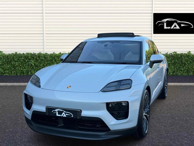 View our PORSCHE MACAN