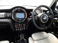 USED 2020 70 MINI HATCH 2.0 Cooper S Exclusive Hatchback 5dr Petrol Steptronic Euro 6 (s/s) (192 ps) SAT NAV-PAN ROOF-COMFORT PLUS
