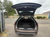 USED 2017 67 LAND ROVER RANGE ROVER VELAR 2.0 D240 SE Auto 4WD Euro 6 (s/s) 5dr 
