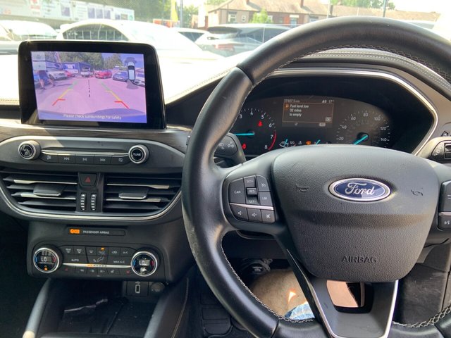 View our FORD FOCUS